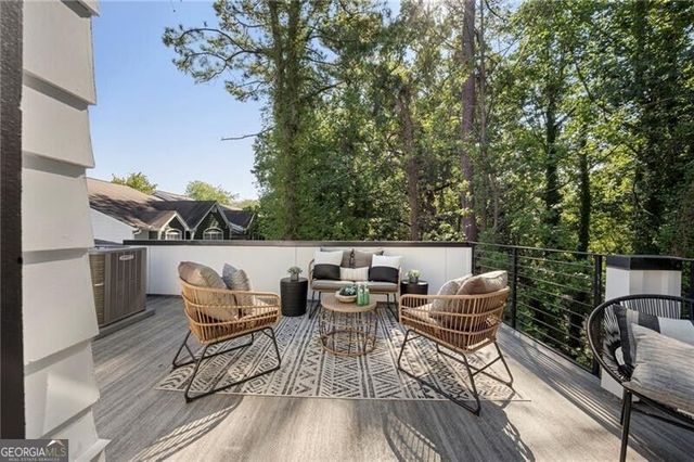1169 Penny Lane, Atlanta, GA 30329