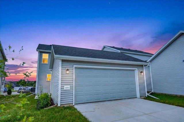 421 Crane Crossing, Waunakee, WI 53597