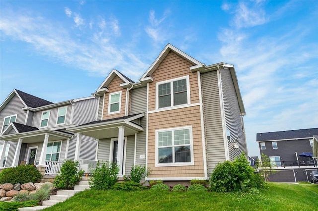 421 Crane Crossing, Waunakee, WI 53597