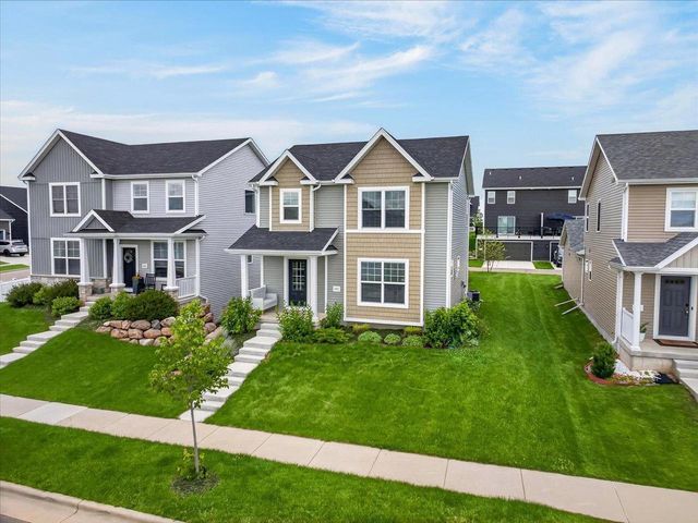421 Crane Crossing, Waunakee, WI 53597