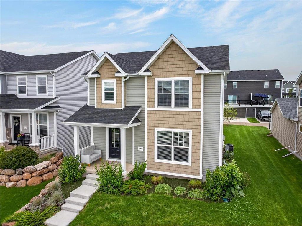 421 Crane Crossing, Waunakee, WI 53597