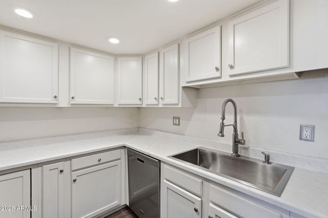 12440 N 20TH Street 106, Phoenix, AZ 85022