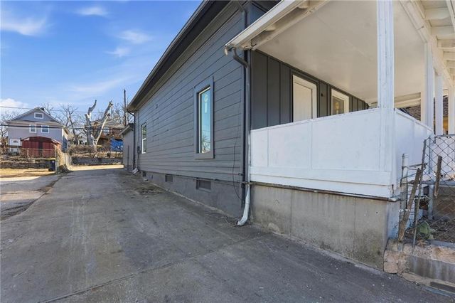 1407 Colorado Avenue, Kansas City, MO 64127