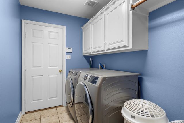 6211 Parkside Drive, Arlington, TX 76001