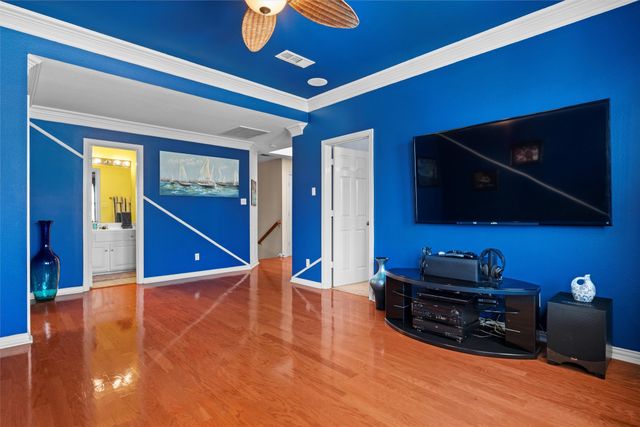 6211 Parkside Drive, Arlington, TX 76001