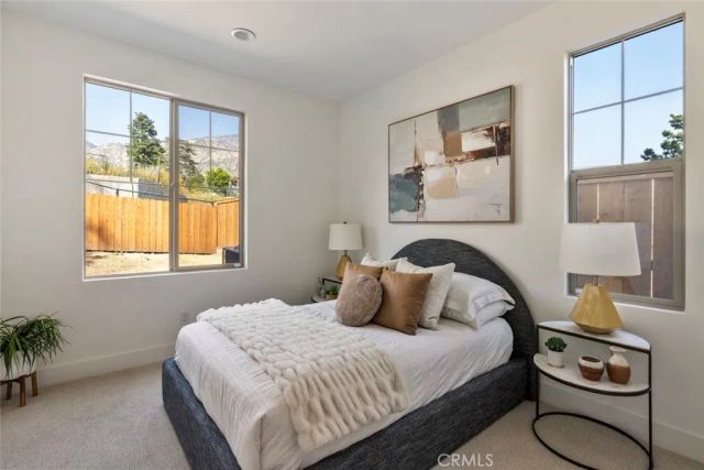 181 E Palm Street East, Altadena, CA 91001