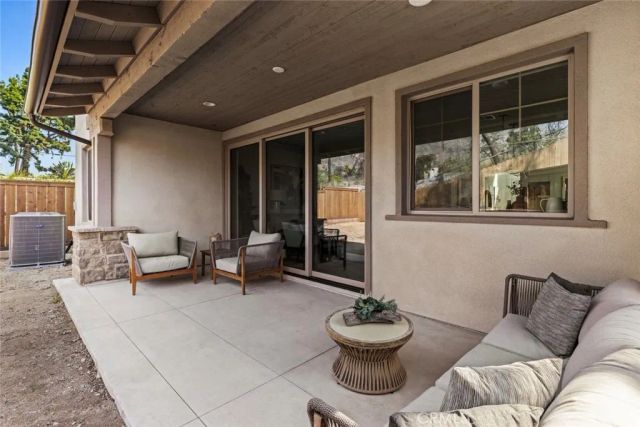 181 E Palm Street East, Altadena, CA 91001