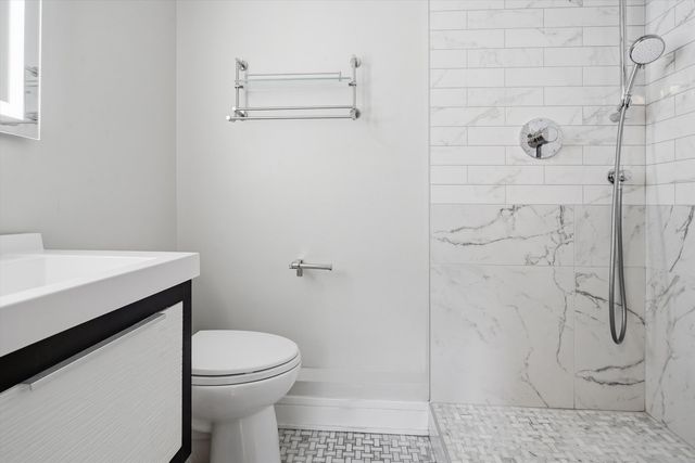 5050 S East End Avenue 1E, Chicago, IL 60615