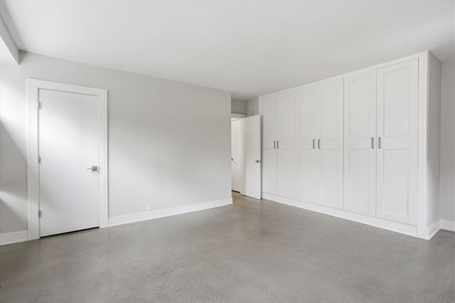 5050 S East End Avenue 1E, Chicago, IL 60615