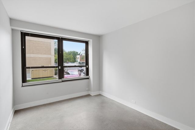 5050 S East End Avenue 1E, Chicago, IL 60615