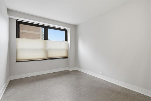 5050 S East End Avenue 1E, Chicago, IL 60615