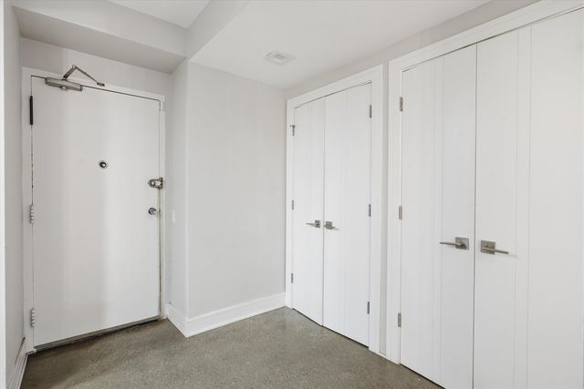 5050 S East End Avenue 1E, Chicago, IL 60615