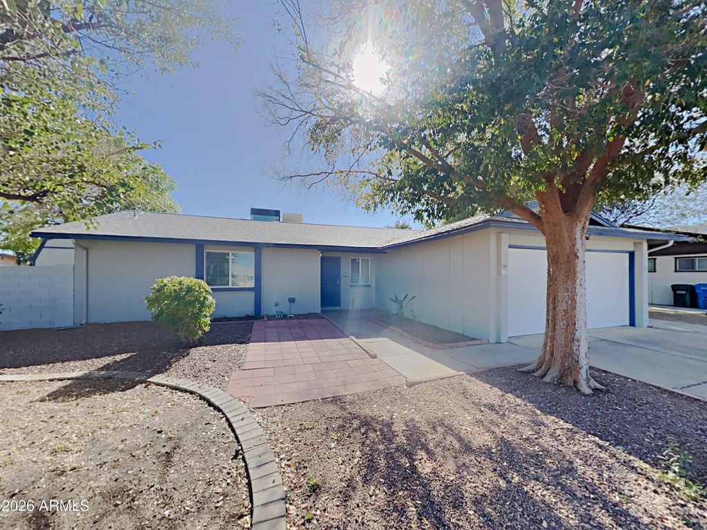 1001 W VILLA RITA Drive, Phoenix, AZ 85023 — exterior