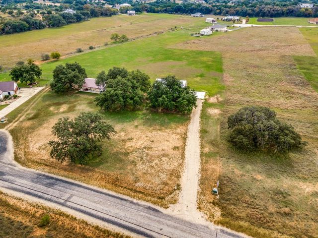 338 Saltgrass, Bandera, TX 78003