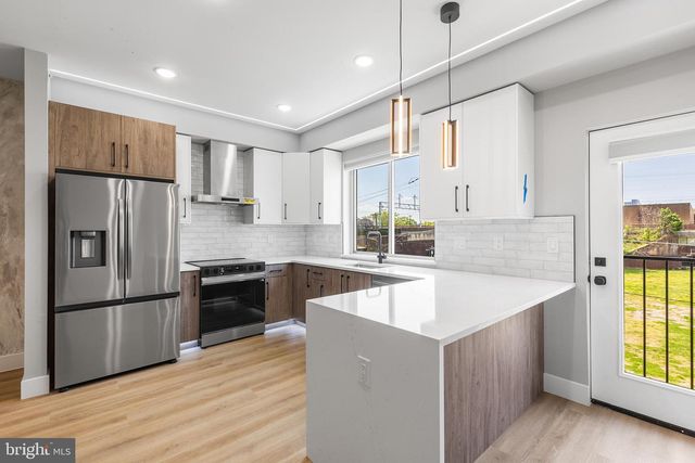 1413 N 8TH ST, Philadelphia, PA 19122