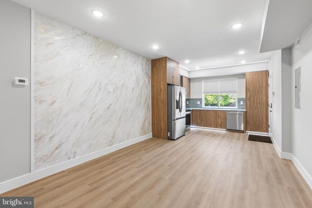 1413 N 8TH ST, Philadelphia, PA 19122