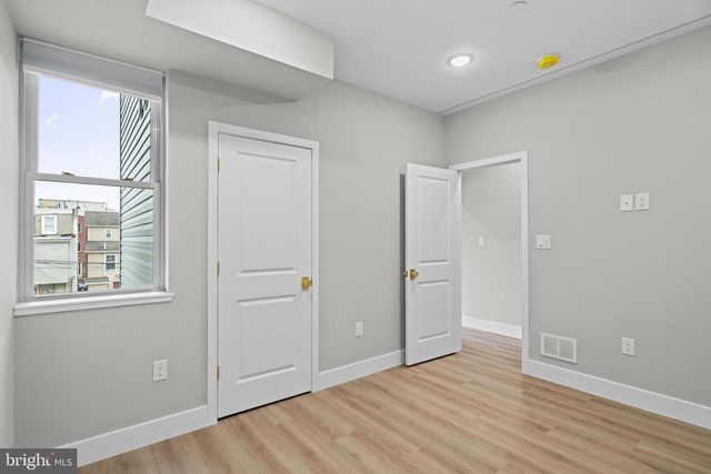 1413 N 8TH ST, Philadelphia, PA 19122