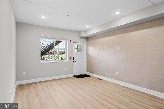 1413 N 8TH ST, Philadelphia, PA 19122