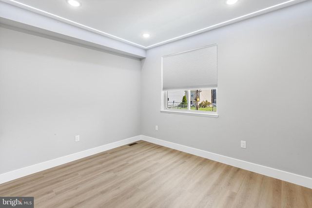 1413 N 8TH ST, Philadelphia, PA 19122