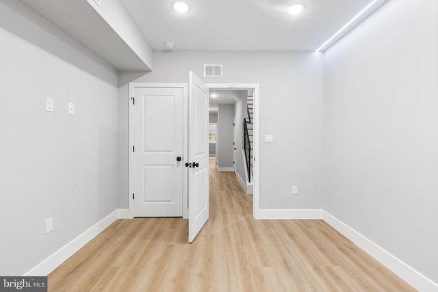 1413 N 8TH ST, Philadelphia, PA 19122