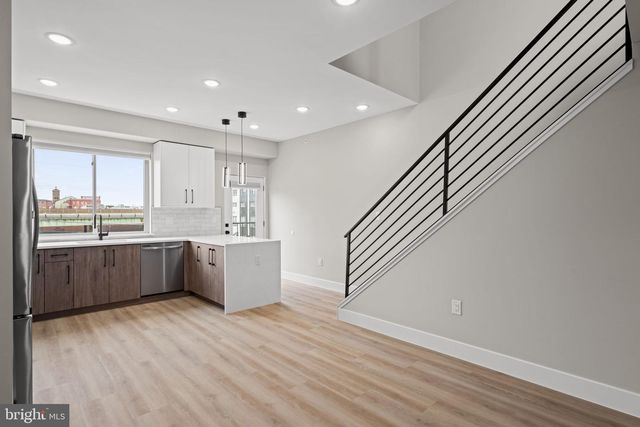 1413 N 8TH ST, Philadelphia, PA 19122