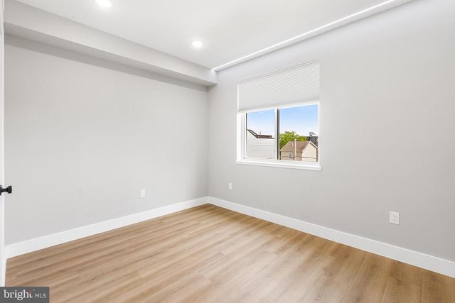 1413 N 8TH ST, Philadelphia, PA 19122