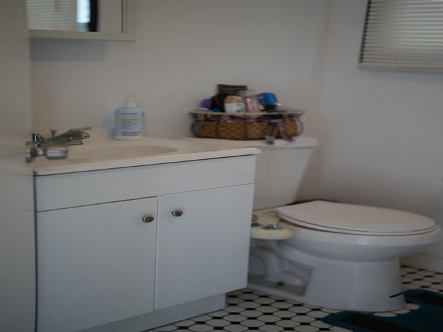 80 WEST 44TH ST, Bayonne, NJ 07002