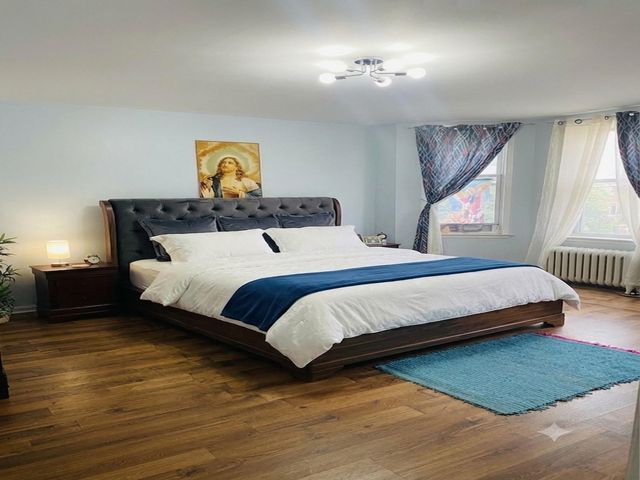 80 WEST 44TH ST, Bayonne, NJ 07002