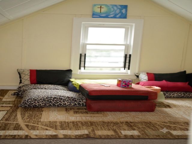 80 WEST 44TH ST, Bayonne, NJ 07002