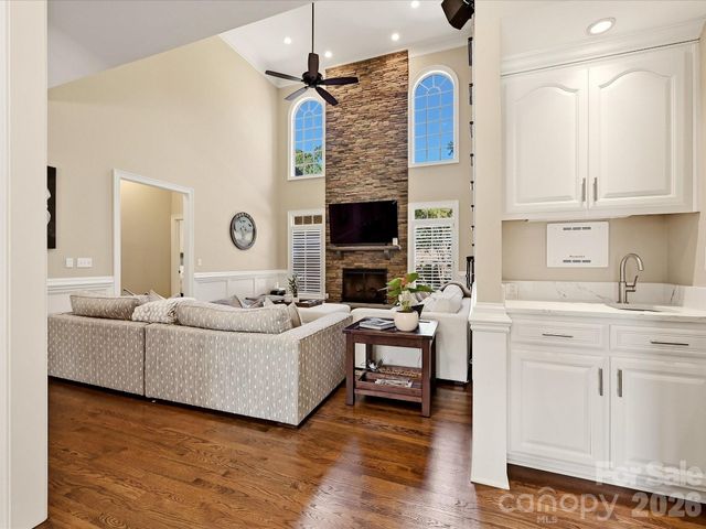 15034 Jockeys Ridge Drive, Charlotte, NC 28277