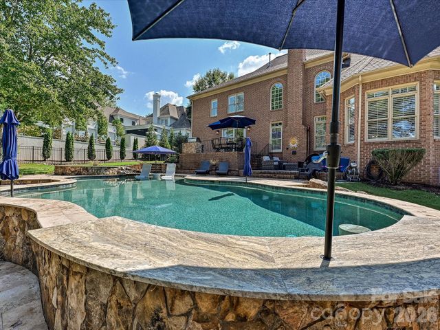 15034 Jockeys Ridge Drive, Charlotte, NC 28277