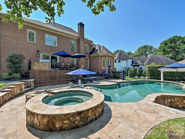 15034 Jockeys Ridge Drive, Charlotte, NC 28277