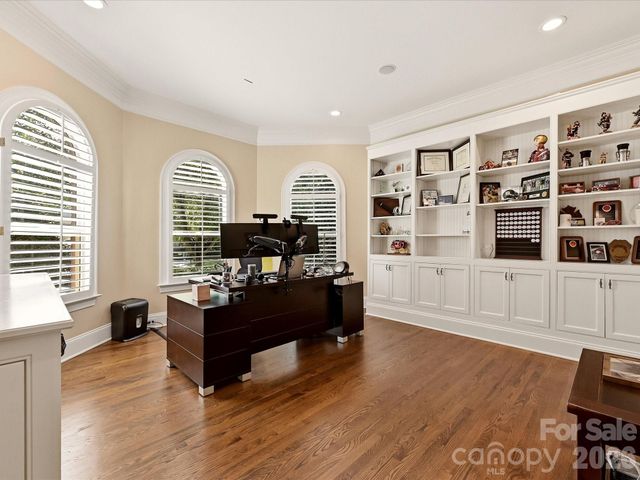 15034 Jockeys Ridge Drive, Charlotte, NC 28277