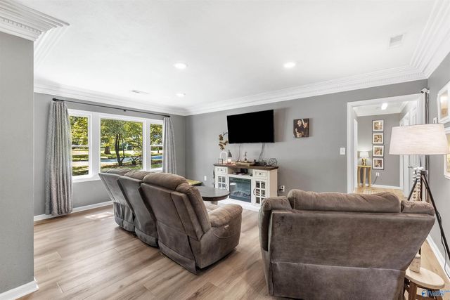 1406 10th Avenue Se SE, Decatur, AL 35601