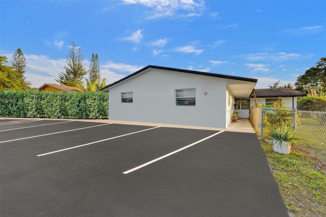 5310 NW 16th St C, Lauderhill, FL 33313