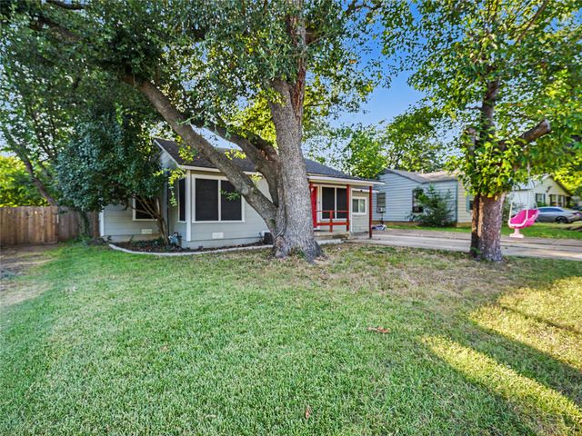 5008 Gilbert Drive, Fort Worth, TX 76116