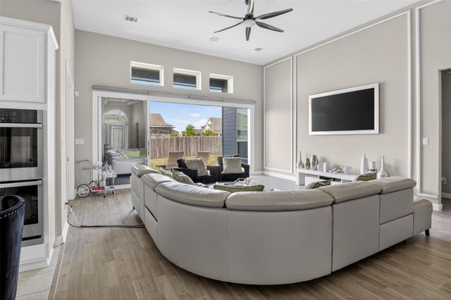 5936 Bianca DR, Round Rock, TX 78665