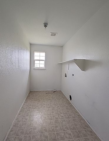 5205 Placid Drive, Haltom City, TX 76117