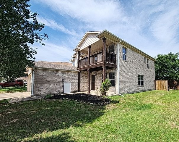 5205 Placid Drive, Haltom City, TX 76117