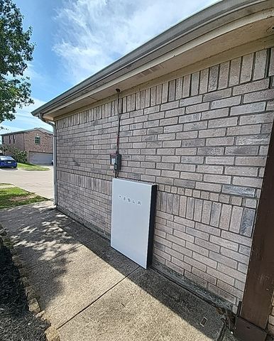 5205 Placid Drive, Haltom City, TX 76117