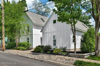 18 Granite Street, Saratoga Springs, NY 12866