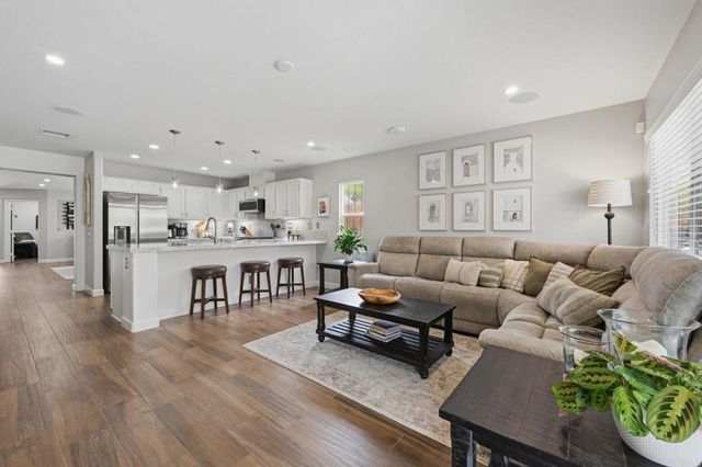 980 Manteca Drive, Oceanside, CA 92057