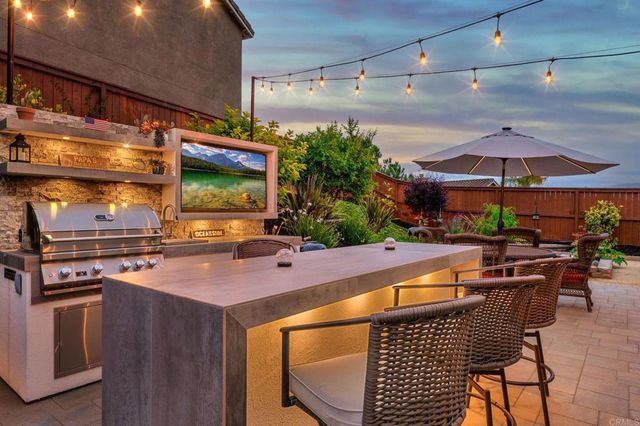 980 Manteca Drive, Oceanside, CA 92057