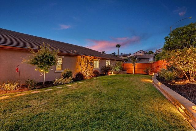 980 Manteca Drive, Oceanside, CA 92057