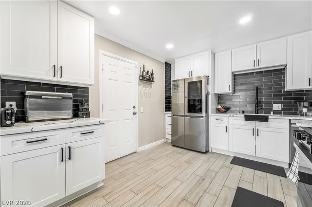 5574 Berchmans Avenue, Las Vegas, NV 89122
