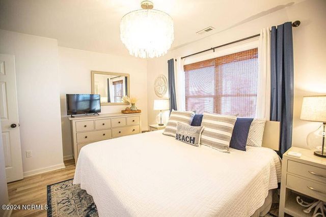 130 Crab Street, Holden Beach, NC 28462