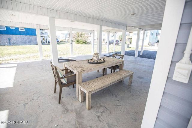 130 Crab Street, Holden Beach, NC 28462