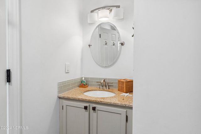 130 Crab Street, Holden Beach, NC 28462