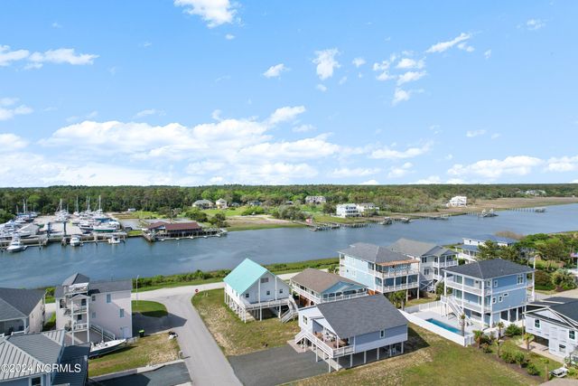 130 Crab Street, Holden Beach, NC 28462