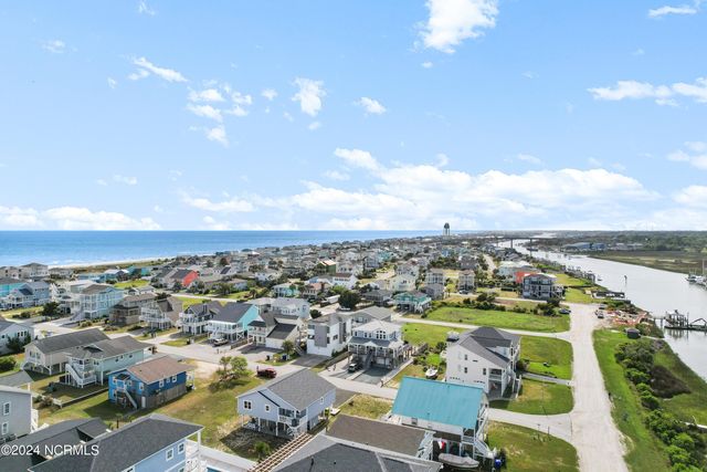 130 Crab Street, Holden Beach, NC 28462